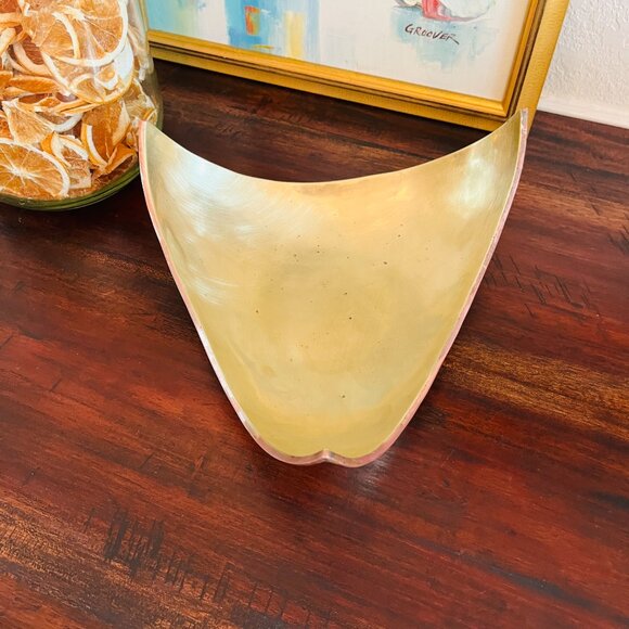 Vintage Brass & Copper Trim Coffee Table Triangle Bowl Cottagecore Traditional - Picture 3 of 7